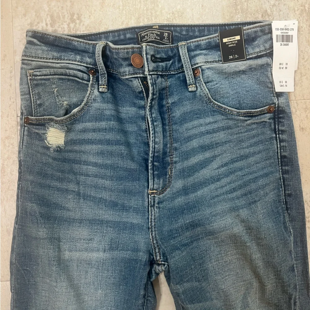 Abercrombie & Fitch Womens Jeans. Simone high rise ankle. NWT - Picture 2 of 7